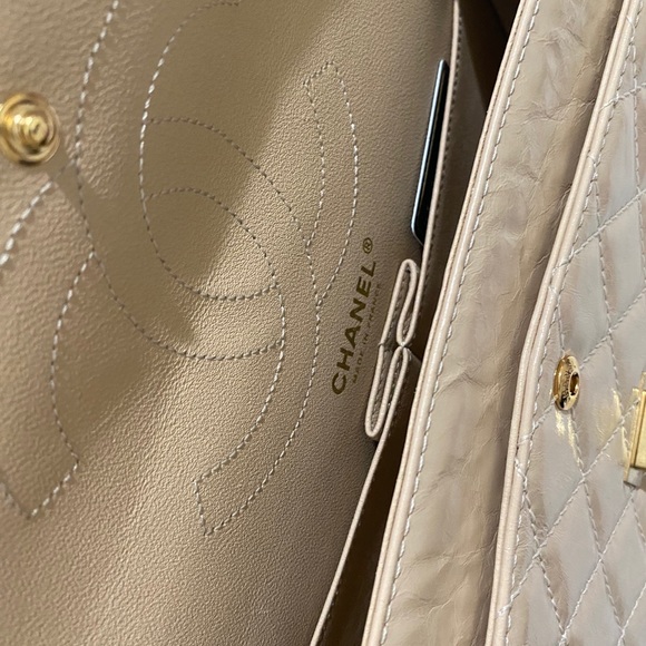 Chanel reissue 2.55 bag 226 double flap GHW - Picture 5 of 13